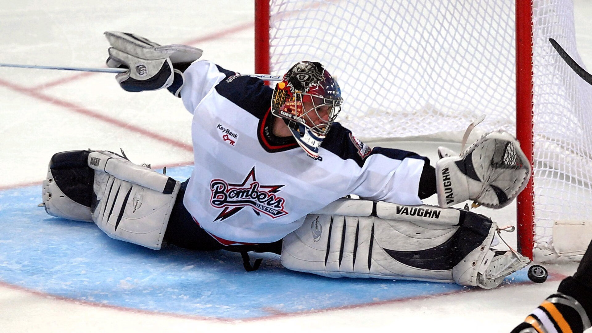 《堡垒之夜》“未来之光”创意无限,玩家争相展现实力!